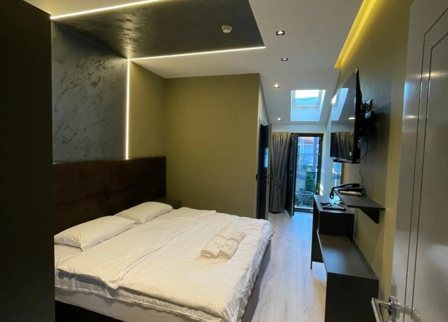 Hotel Dion Kukes 4*,  Albania
