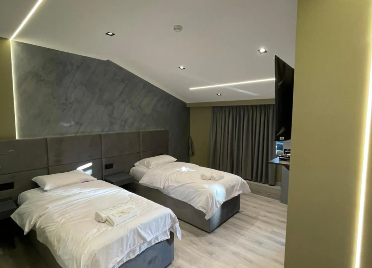 Hotel Dion Kukes 4*,  Albania